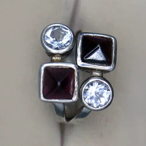 Nepal Handicraft Garnet Plus Aqua Marine Ring