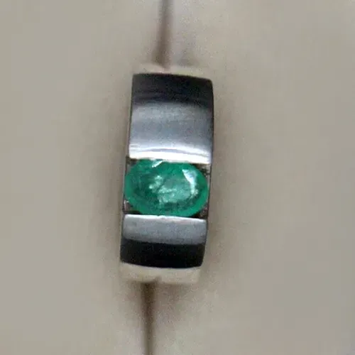 Nepal Handicraft Men's Emerald Ring