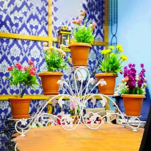Fancy Flower Pot Stand with 5 Pot Holder