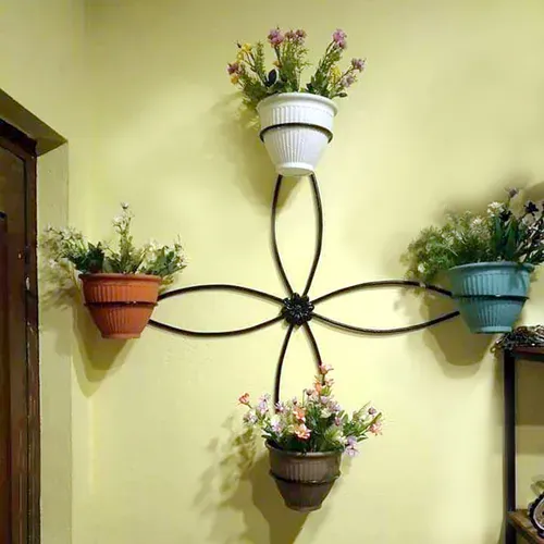 Flower Design Wall Mounted Flower Pot Stand with 4 Gamala Holder